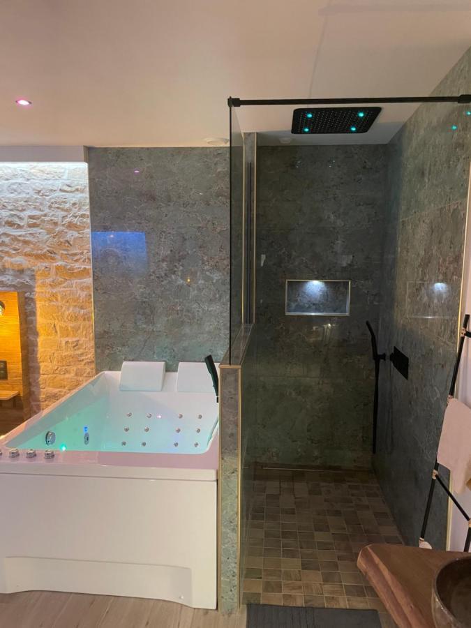 Les Jardins Secrets - Gare & Centre By Apartment *