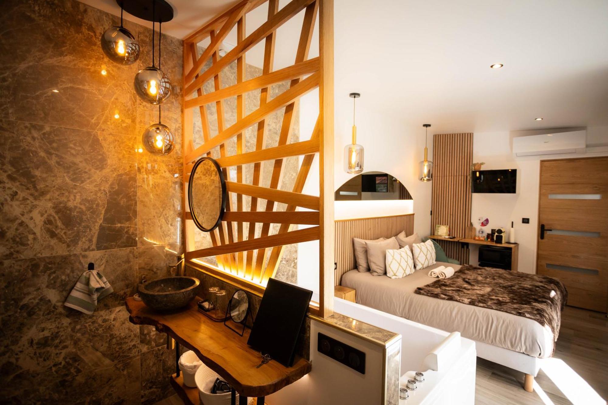 Appartement Les Jardins Secrets - Gare & Centre By *