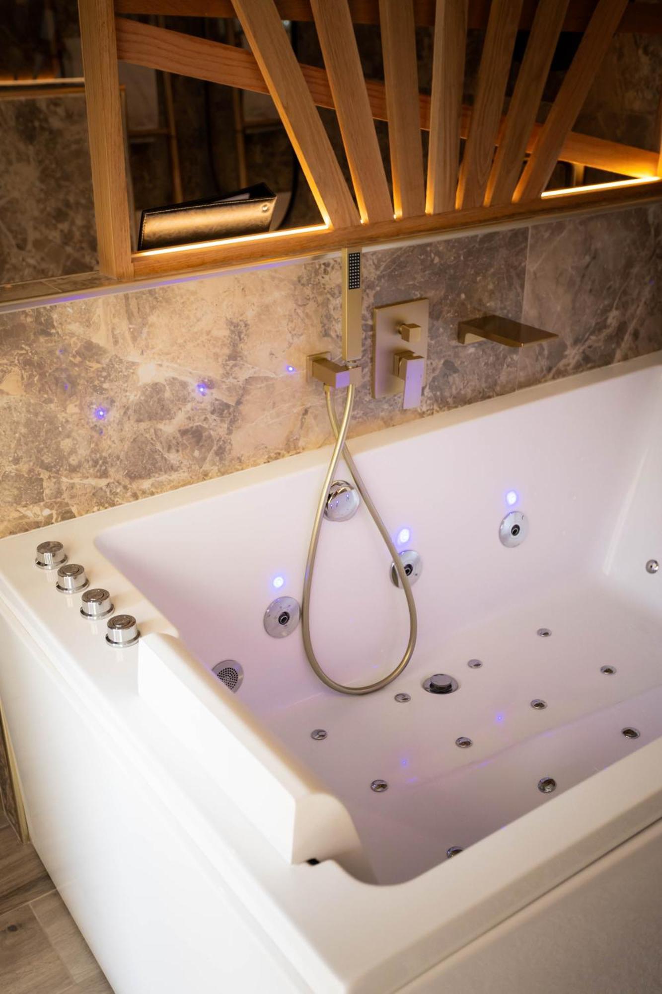 Appartement Les Jardins Secrets - Gare & Centre By *