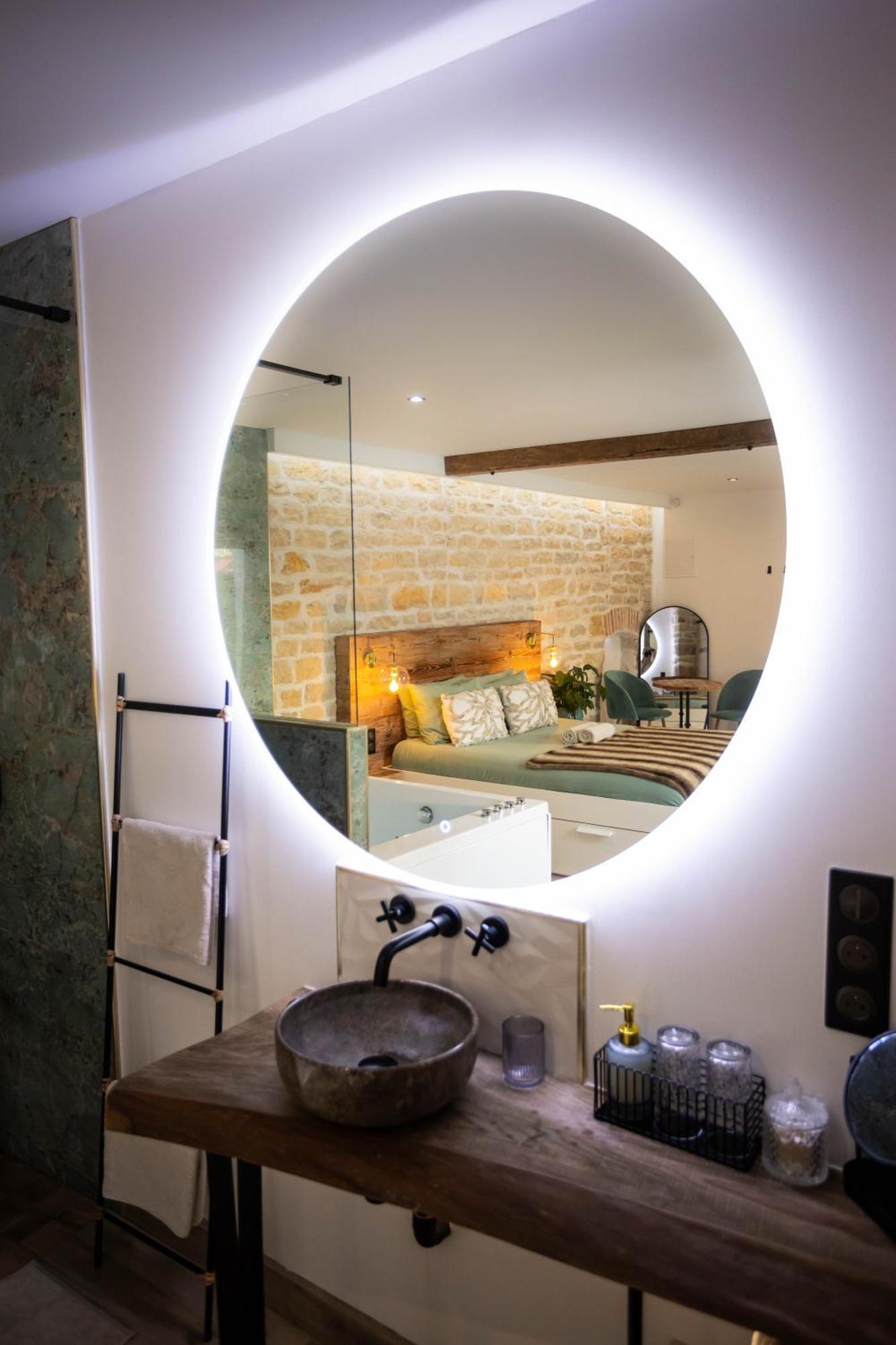 Appartement Les Jardins Secrets - Gare & Centre By Dijon